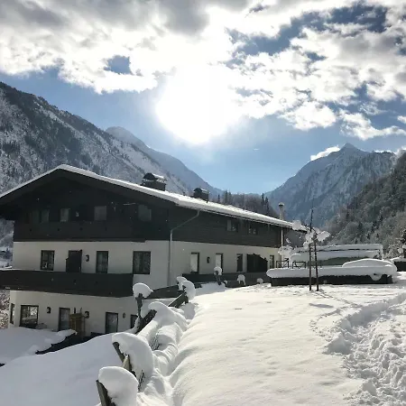 Apartmán Wilky's Garden Kaprun Exteriér fotografie